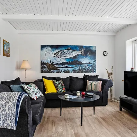 Beautiful In With House Sea View