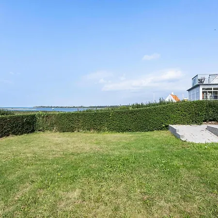 Beautiful In With House Sea View Feriehus